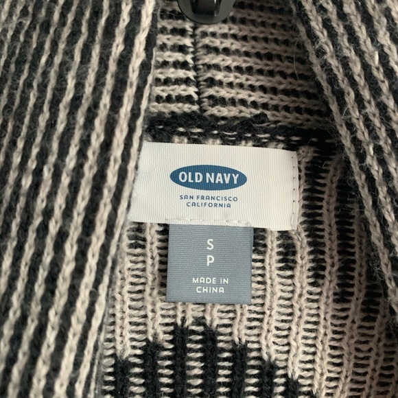 Old Navy grey Aztec Geometric Print Open Cardigan - Picture 2 of 5